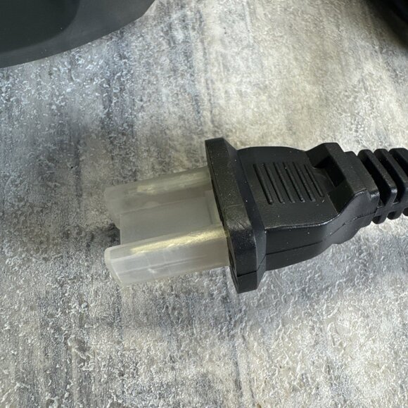 RYOBI OEM P113 ONE+ PLUS CHARGE CENTER 18V BATTERY CHARGER New Open Box - Picture 3 of 6